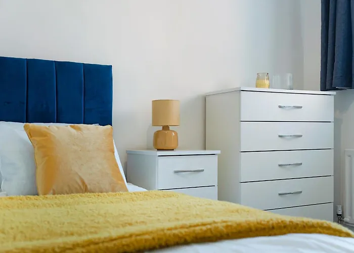 Modern Apartment Near Blyth Coast Sleeps 5