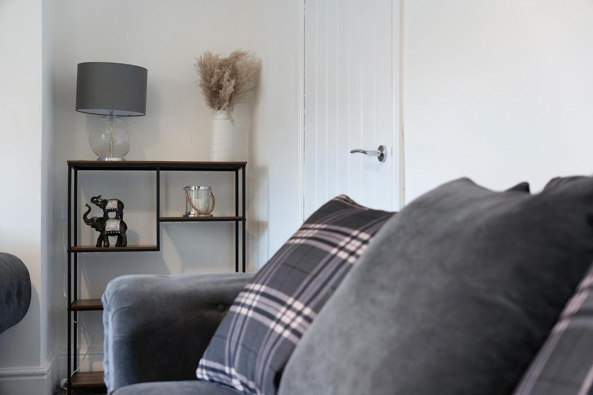 Apartment Modern Near Blyth Coast Sleeps 5