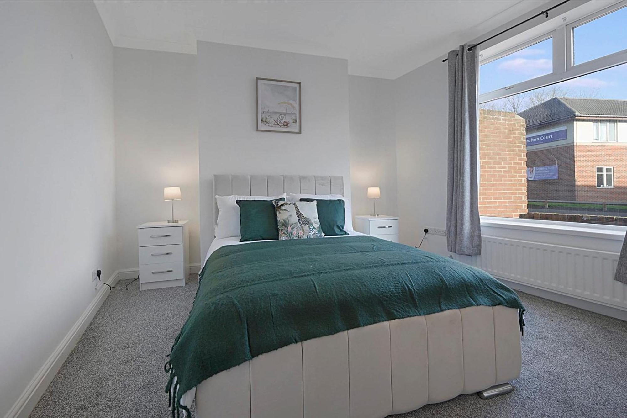 Modern Near Blyth Coast Sleeps 5 Apartment *