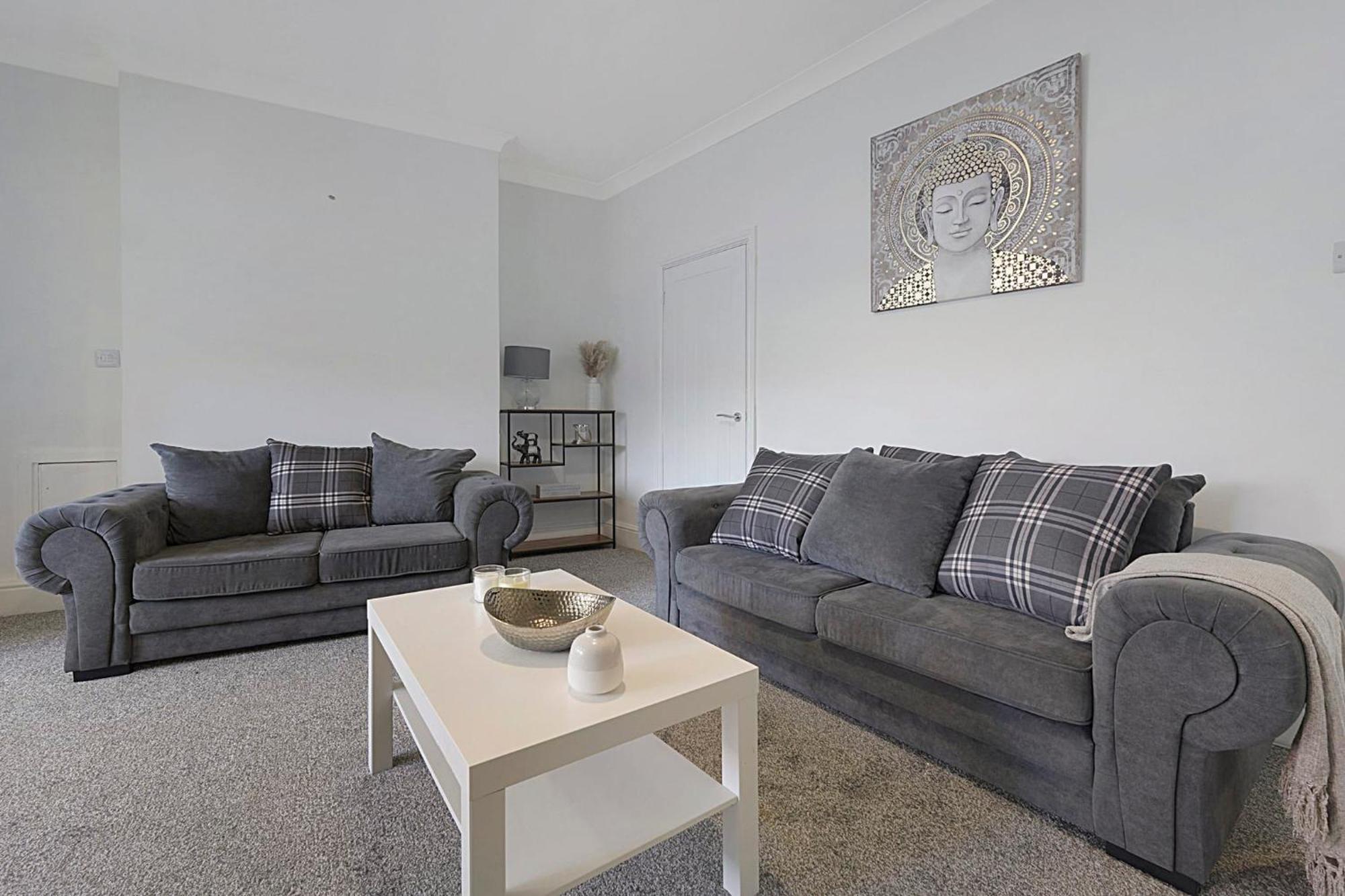 Modern Near Blyth Coast Sleeps 5 Apartment *
